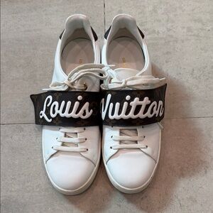 Louis Vuitton Sneakers 37.5